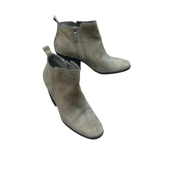 Cole Haan Women's Chesney Bootie Ankle Boot Shoes, Greystone Leather Size 9.5 - Picture 1 of 13